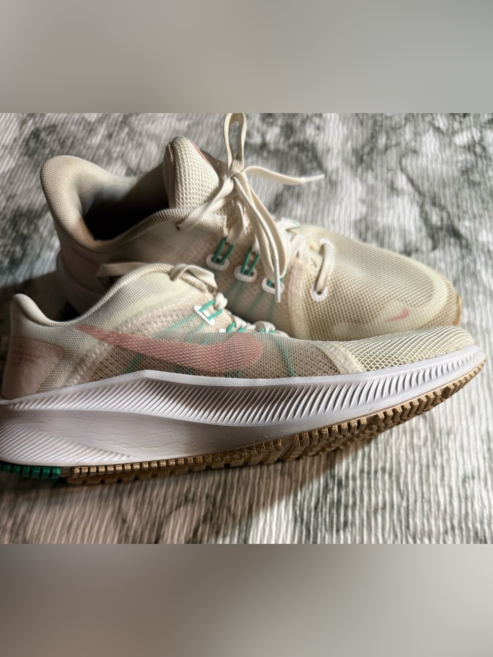Nike Quest 4 Women’s Running Sneakers Beige/light Pink Size 6.5  DA1106-105